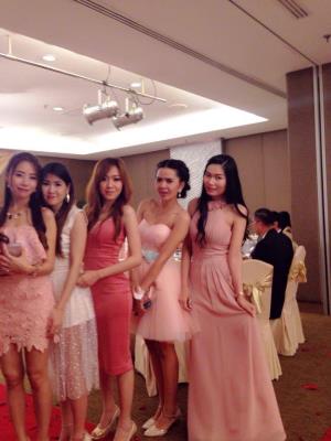 ชุดราตรี เช่าที่แบมบี้ เวดดิ้ง ห้วยขวาง