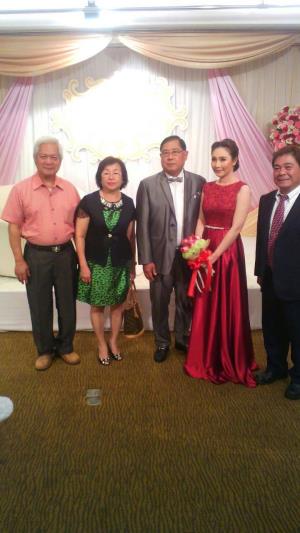 ชุดราตรี เช่าที่แบมบี้ เวดดิ้ง ห้วยขวาง