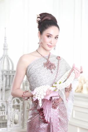 ชุดแต่งงานคอลเลกชันใหม่ เช่าที่แบมบี้ เวดดิ้ง ห้วยขวาง