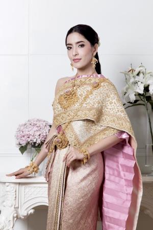 ชุดแต่งงานคอลเลกชันใหม่ เช่าที่แบมบี้ เวดดิ้ง ห้วยขวาง