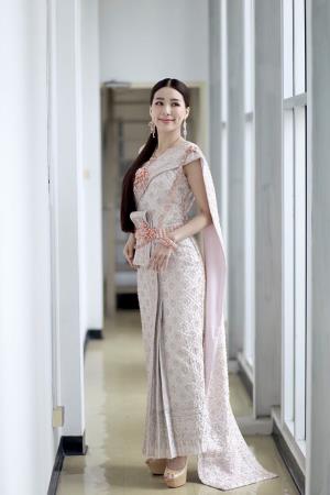 ชุดแต่งงานคอลเลกชันใหม่ เช่าที่แบมบี้ เวดดิ้ง ห้วยขวาง