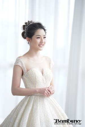ถ่ายพรีเวดดิ้ง สตูดิโอ เช่าที่แบมบี้ เวดดิ้ง ห้วยขวาง